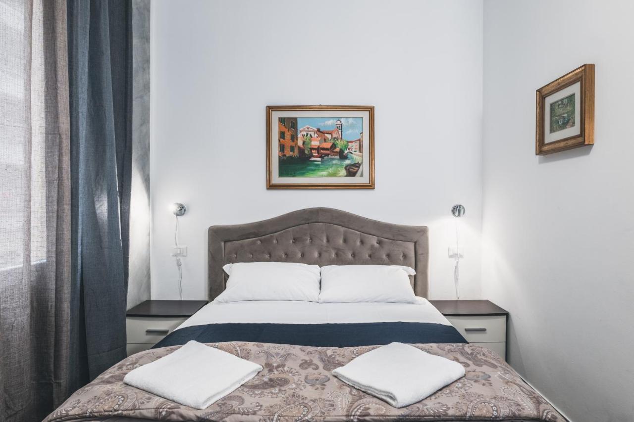 Bulldog Station Apartments With Private Wc, Ac, Tv Mestre Exteriér fotografie