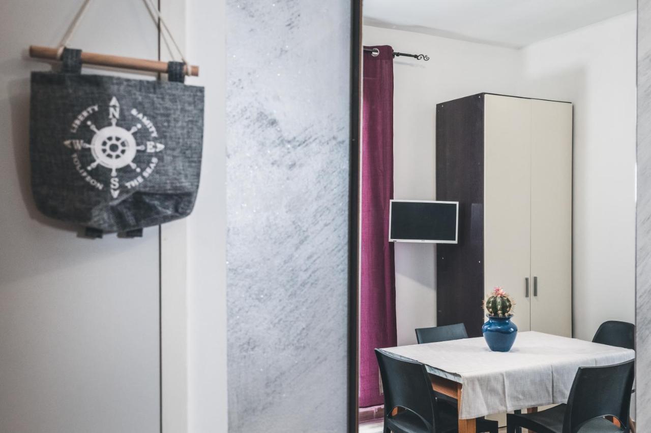 Bulldog Station Apartments With Private Wc, Ac, Tv Mestre Exteriér fotografie