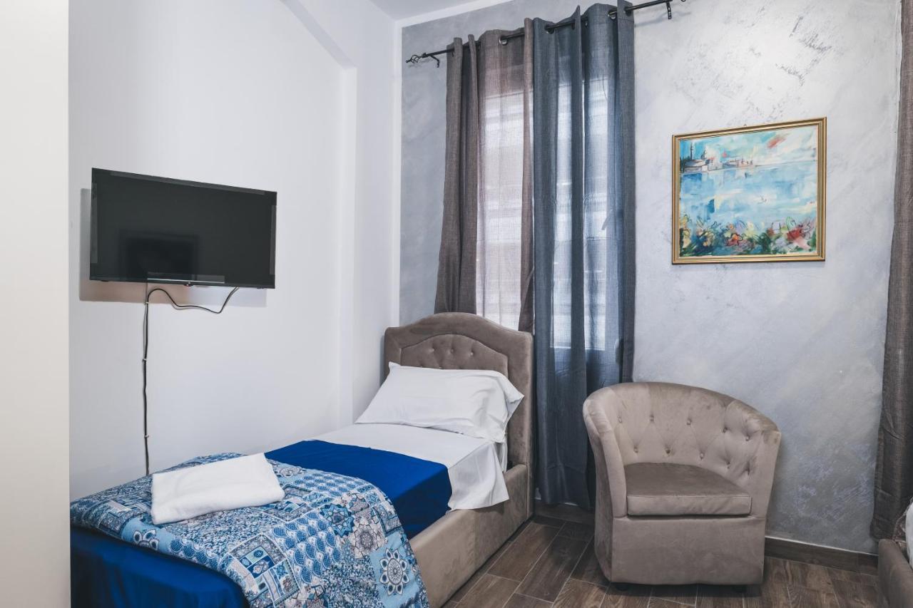 Bulldog Station Apartments With Private Wc, Ac, Tv Mestre Exteriér fotografie