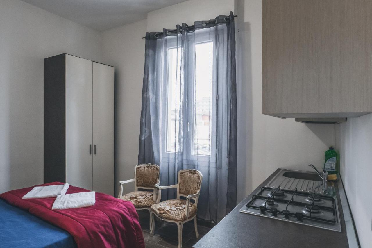 Bulldog Station Apartments With Private Wc, Ac, Tv Mestre Exteriér fotografie
